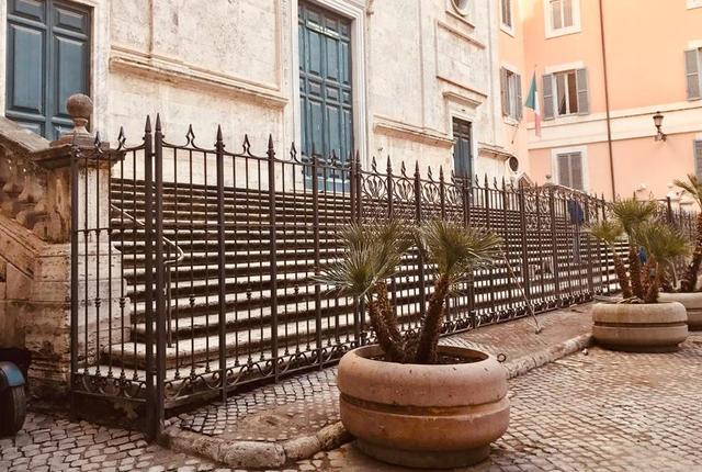 Cancellata della Basilica di S.Agostino